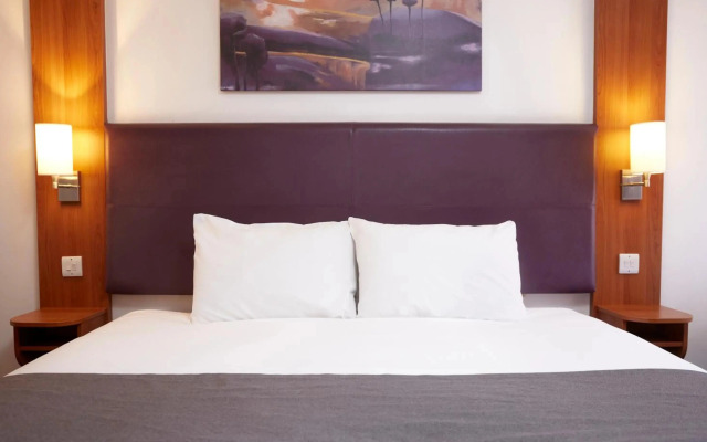 Premier Inn Basingstoke South