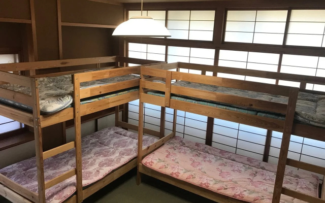 Gerobal Hostel
