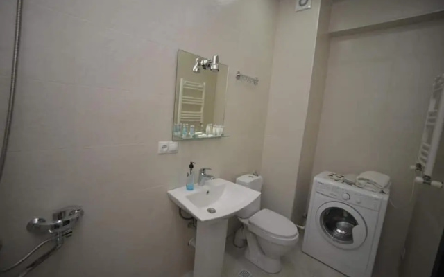 16 Kote Marjanishvili Street