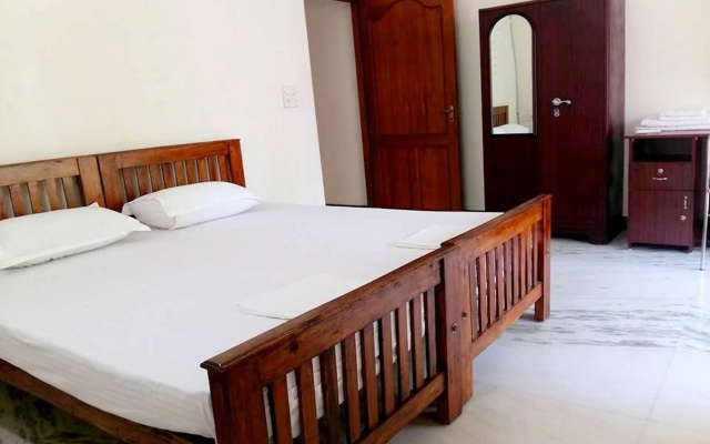 Nenas Inn