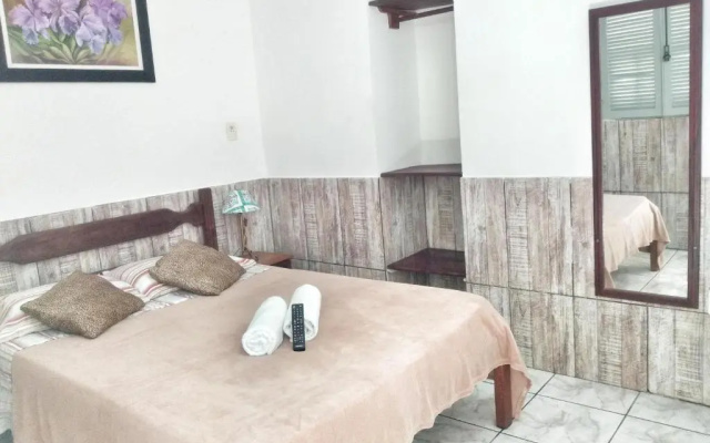 Leo's Clan Beach Hostel