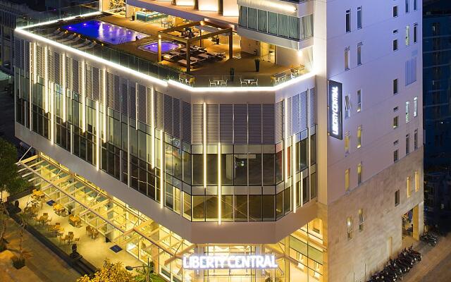 Отель Liberty Central Nha Trang вид на фасад