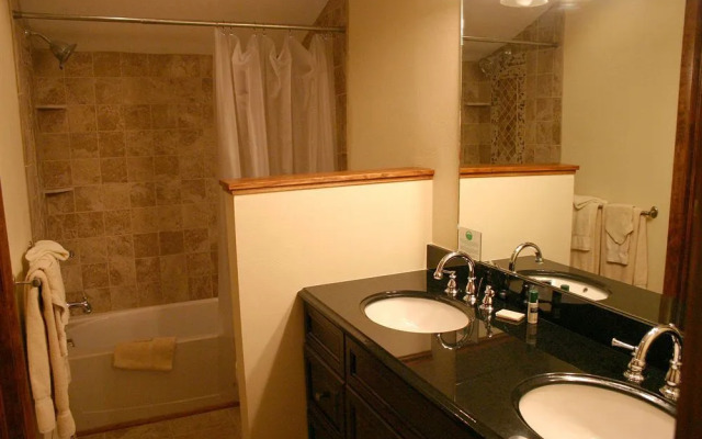 Timber Creek Condominiums by Copper Vacations