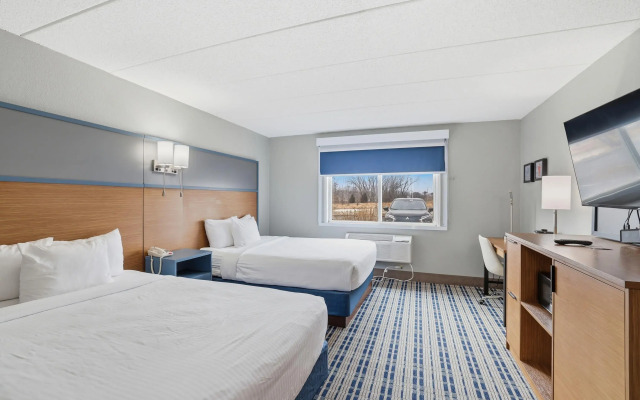AmericInn by Wyndham White Bear Lake St. Paul
