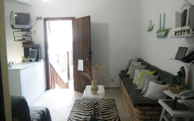 Abelhinhas Residencial Camburi Pousada
