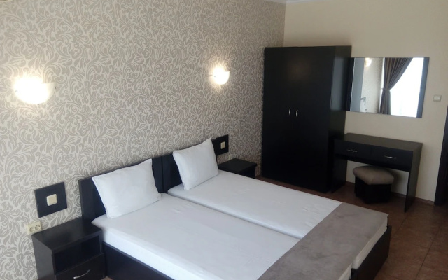 Marack Apartments