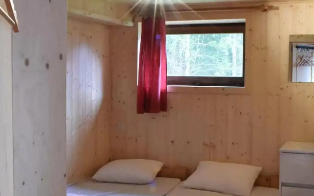 Spacious 8-bedroom Chalet