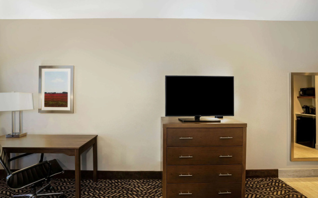 La Quinta Inn & Suites by Wyndham Tuscaloosa University
