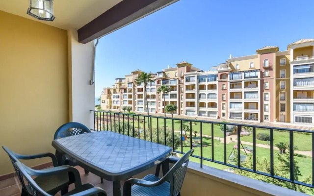 Apartment With Pool & Garden Views