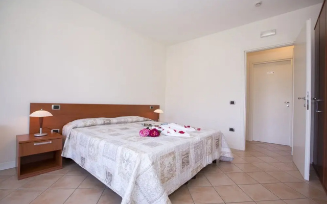 Porto Letizia S4