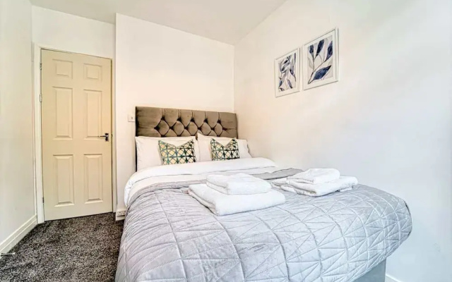 Host Stay New Street Residence