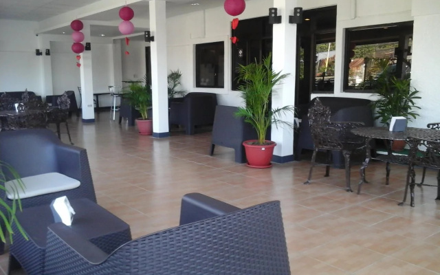 Flamingo Hostel