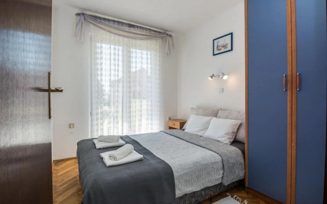 Stunning Home in Privlaka With Wifi and 2 Bedrooms