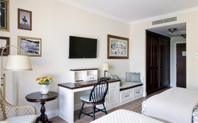 PortAventura® Hotel Gold River