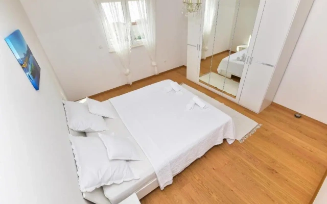 Apartments Evelin