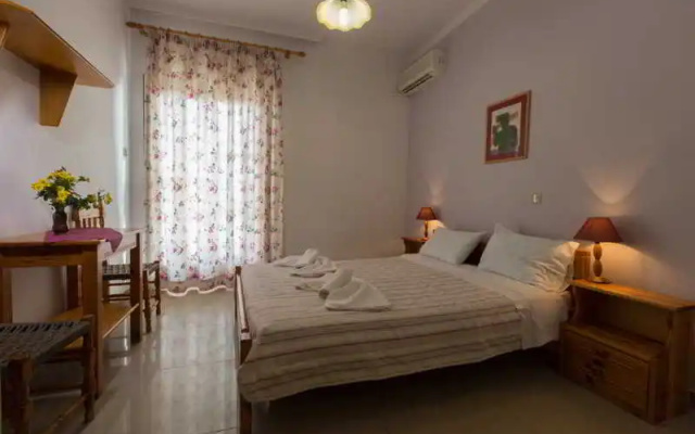 Filoxenia Apartments