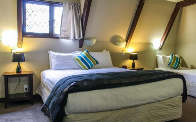 Camelot Motor Lodge