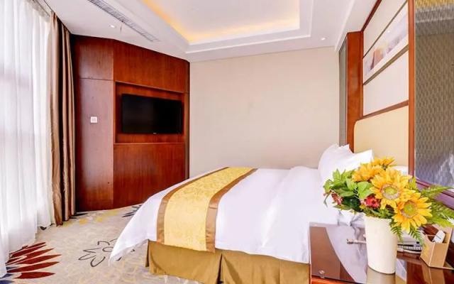 Vienna Hotel (Nanchang County Chengbi Lake)