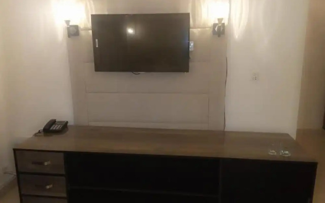 Royal Hayat - Budget Double Room