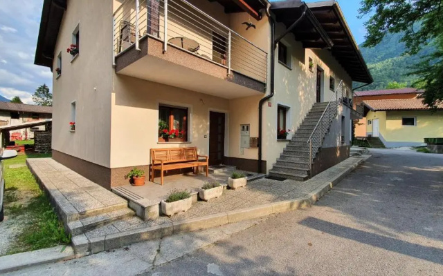 Apartma Lah
