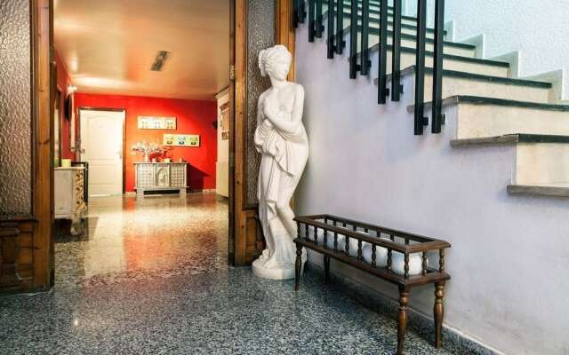 Отель Valencia Suits You B&B Испания, Валенсия - отзывы, цены и фото номеров - забронировать отель Valencia Suits You B&B онлайн вид на фасад