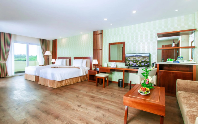 Ladalat Hotel