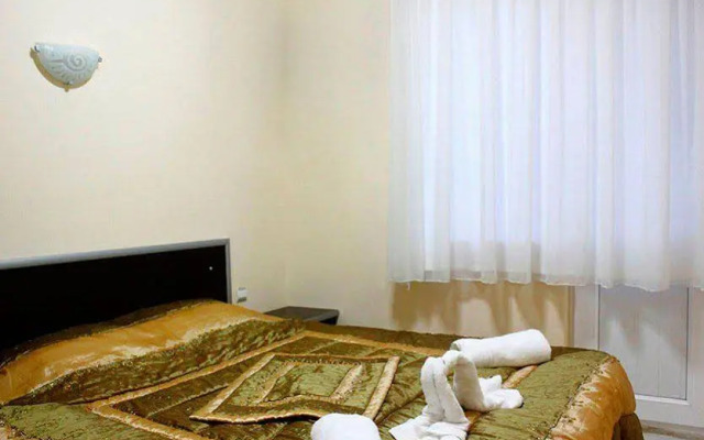Green Stars Hotel