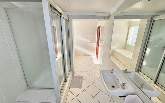 Soul Fam Hostel - LGBTQ Inclusive
