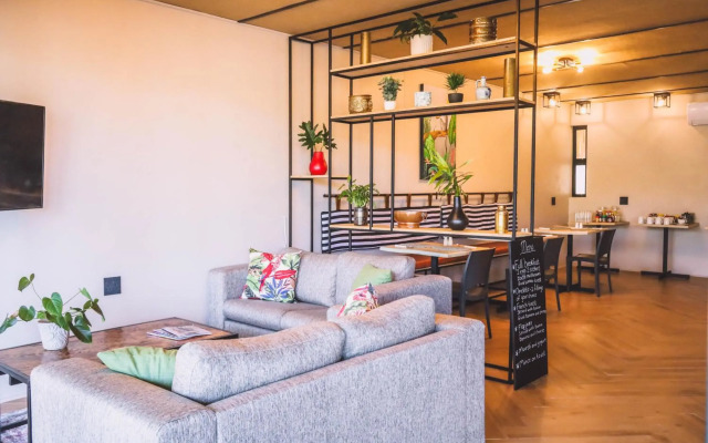 Le Bezz Guesthouse