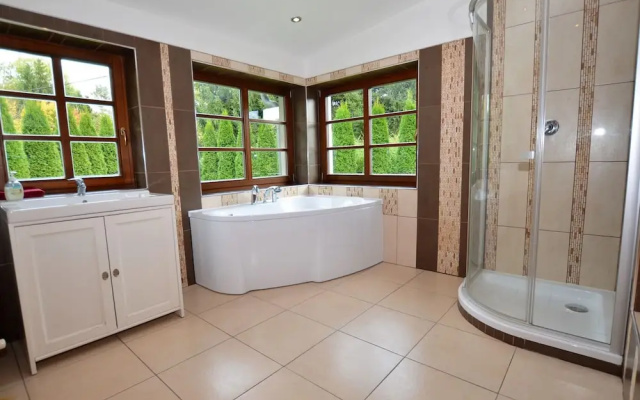 Scenic Holiday Home in Sluknov With Garden