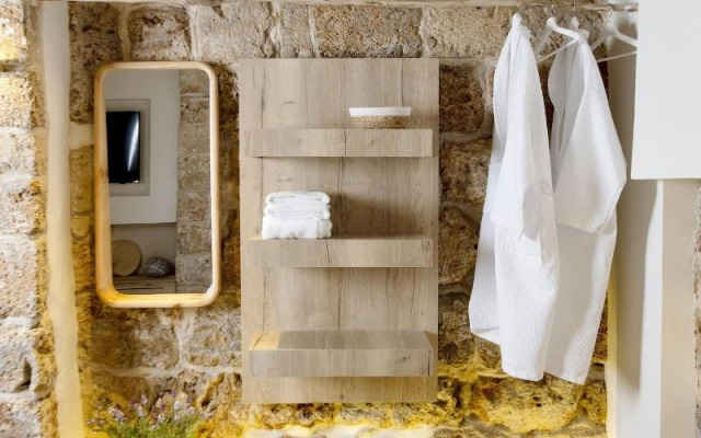 Akotika Boutique