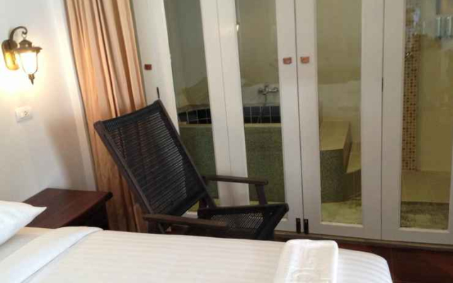 Sleep Hotel Suratthani