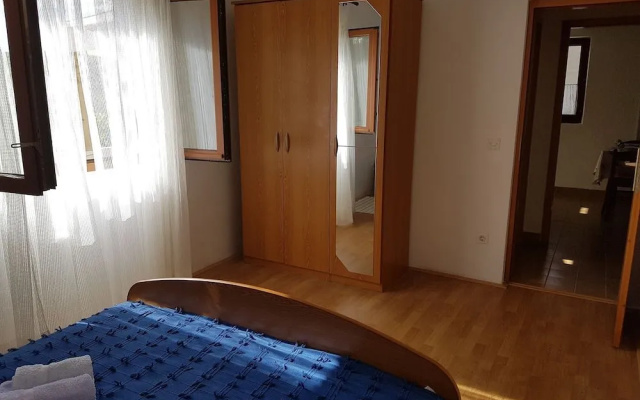 Apartment Lavcevic