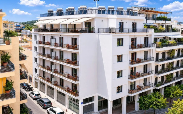 LIV - Upscale Athenian Apartment 1A