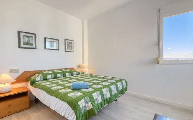 Apartment in Rosas Near Sta Margarita Beach