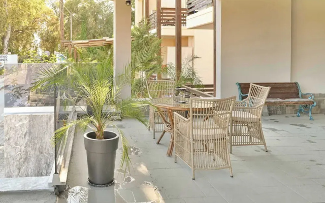 Seaside Nest in Kourouta Steps From the Beach