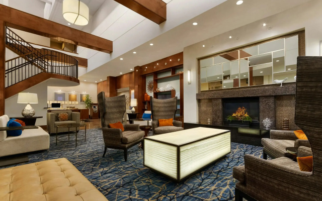 Hilton Knoxville