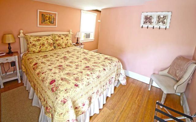 The Ballard House Inn