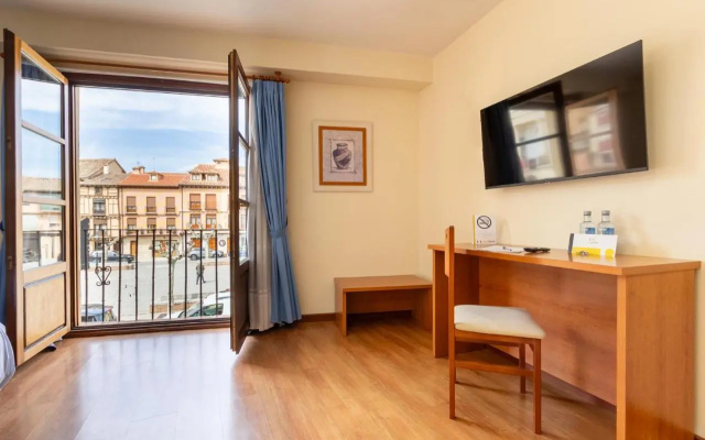 Hotel Zaravencia