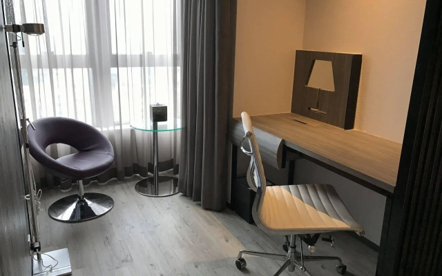 The Perkin Hotel