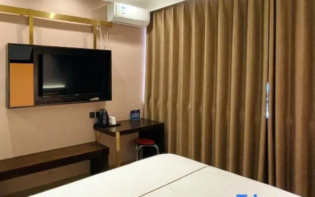 Yinhaiyang Hotel (Beijing Qinghe High-speed Railway Station Branch)