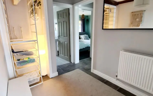 Property 5 Minutes Walk From Trearddur Bay Beach