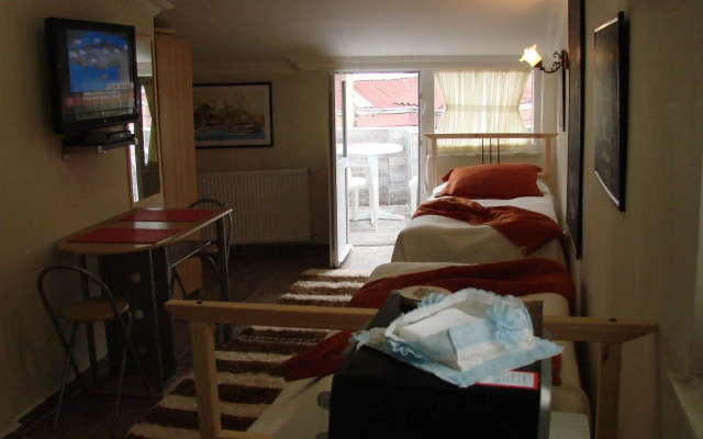 Tom Square Boutique Hotel