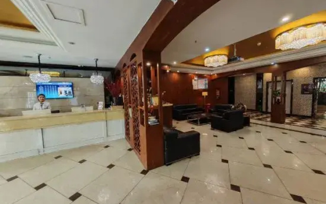 Yingxiang Theme Hotel(伊宁映像主题酒店（伊宁市上海城）)