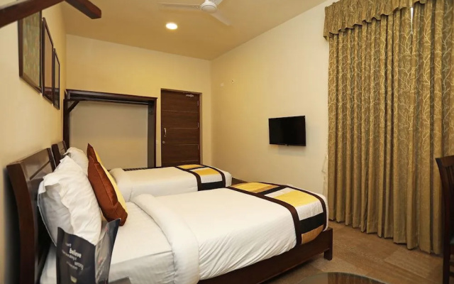 OYO 9366 Hotel Shambhu Villas