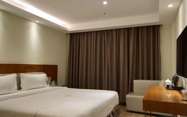 Insail Hotels Gongbei Port Zhuhai