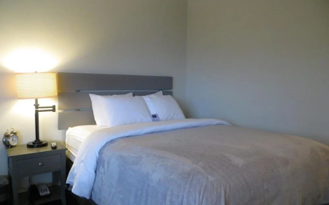 Brio Beach Inn