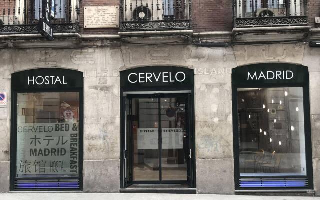 Отель Hostal Cervelo вид на фасад