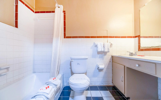 OYO Hotel Beeville -US 181