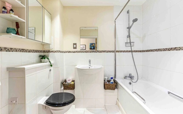 Lovely 2 Bedroom Apartment in Bermondsey